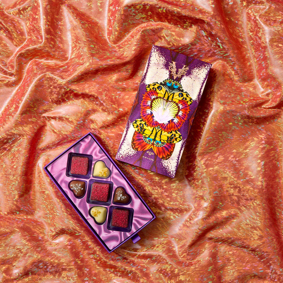 Luna Light-Up Chocolate Gift Box - Image 5